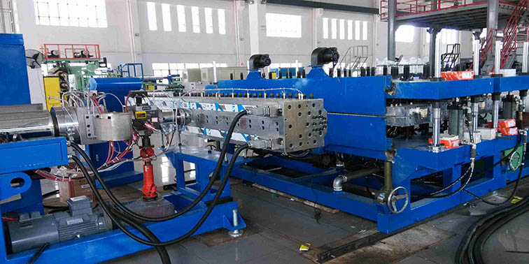 PP hollow flute sheet extrusion machine 2